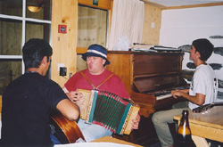 G, G, G, C, C, C, D...for 1.5 hours